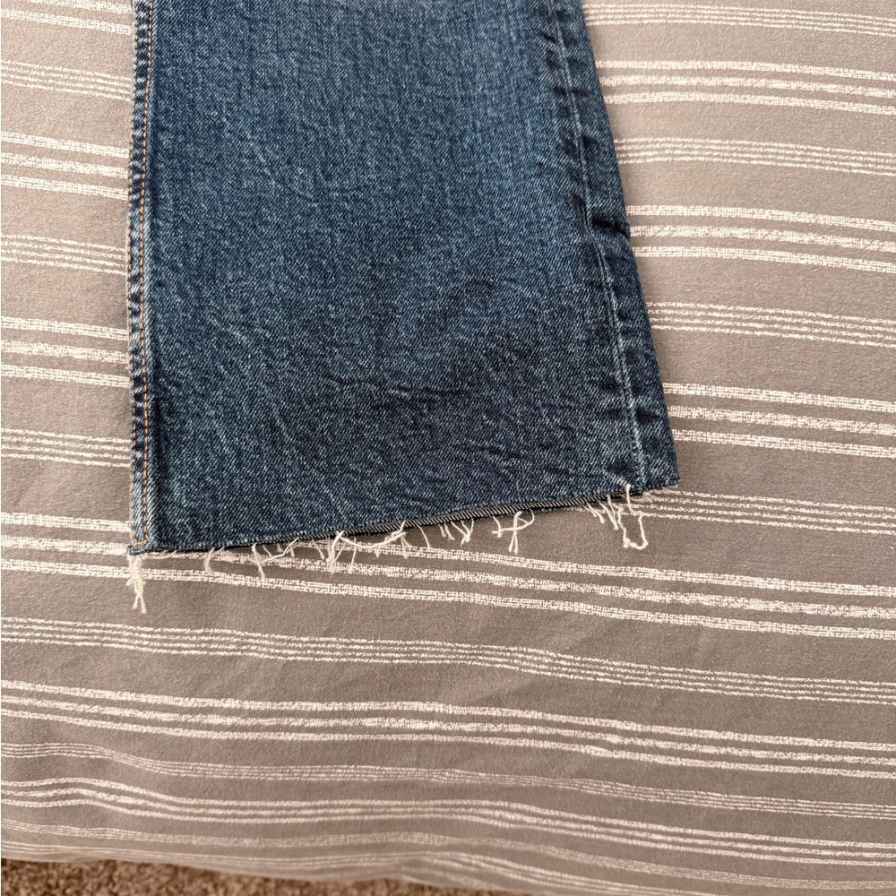 NWOT Zara TRF Mid-Rise Flare Cropped Jeans - Picture 5 of 6